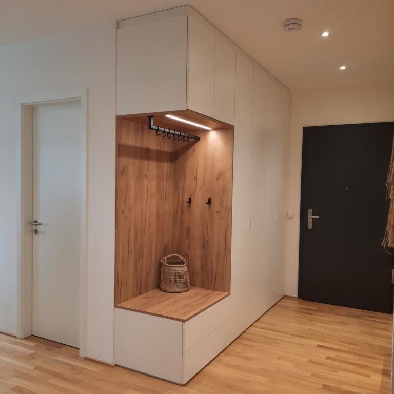 Read more about the article Garderobe Home Sweet Home
